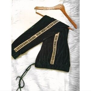L’ATISTE deep green velvet joggers NWOT